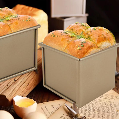 TAKKUI 2 Classic Cake Pan