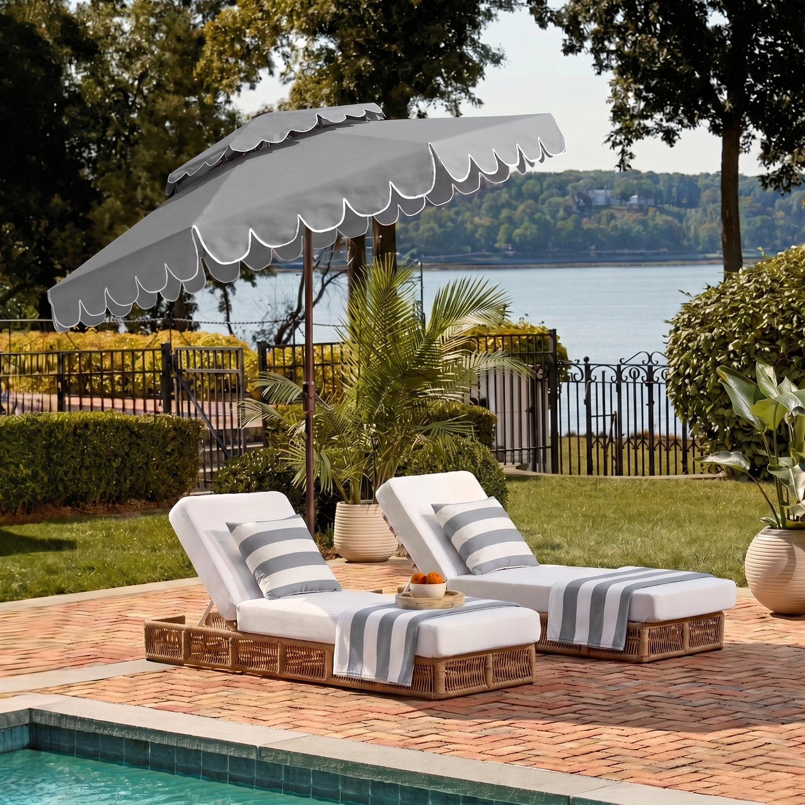 Teo 9' Umbrella, Gray/White