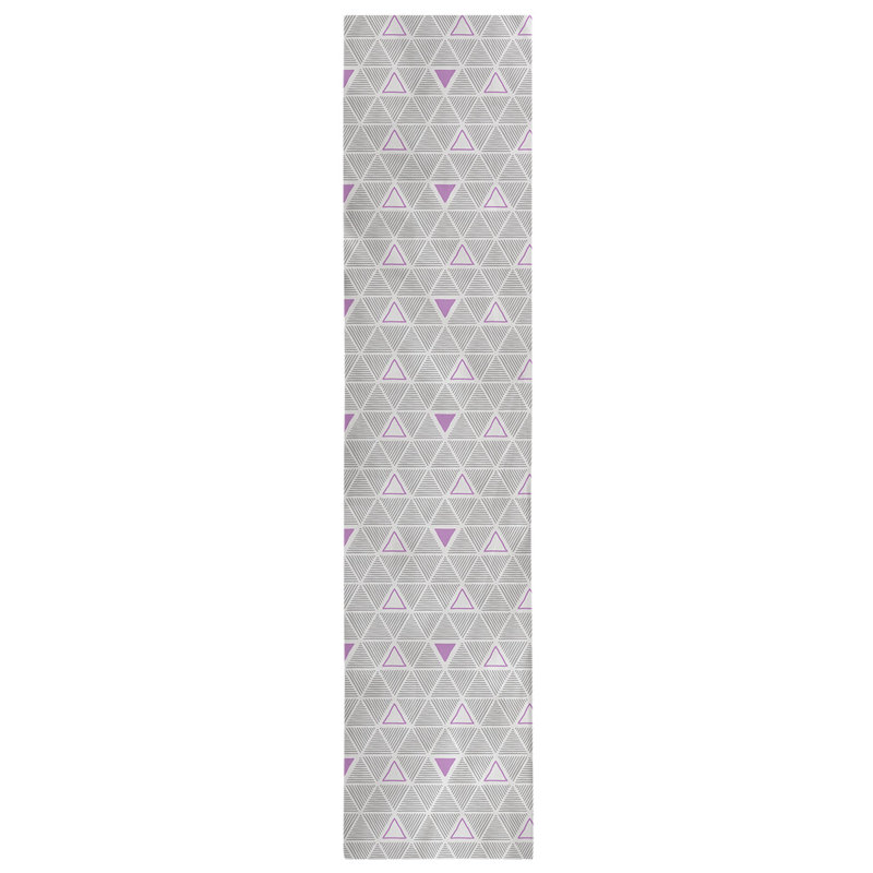 Chemin de table à triangles dessinés à la main Classic, 16 po x 90 po, Violet / gris