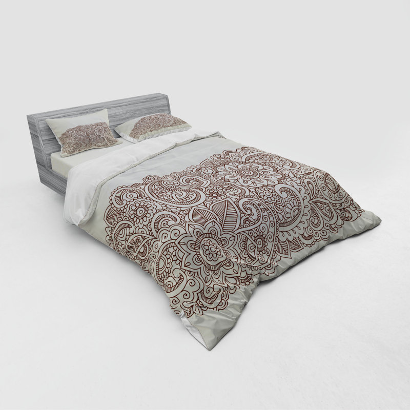 Traditional Polyester Floral Duvet Cover, Queen Duvet Cover + 3 Additional Pieces