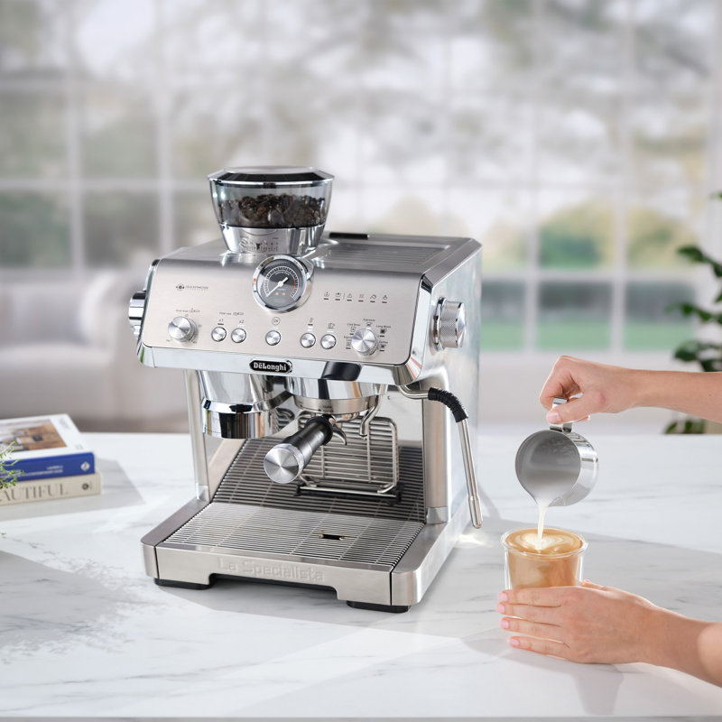 De'Longhi La Specialista Opera Espresso Machine with Cold Brew