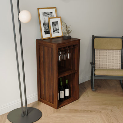 Armoire à vin modulaire de couleur brun noyer avec tablettes de rangement et huche pour salle à manger