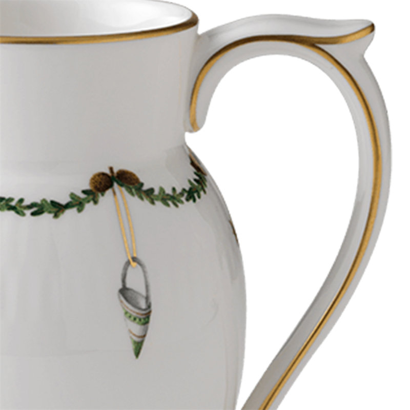 Royal Copenhagen Star Fluted Christmas 13.2 oz. Creamer