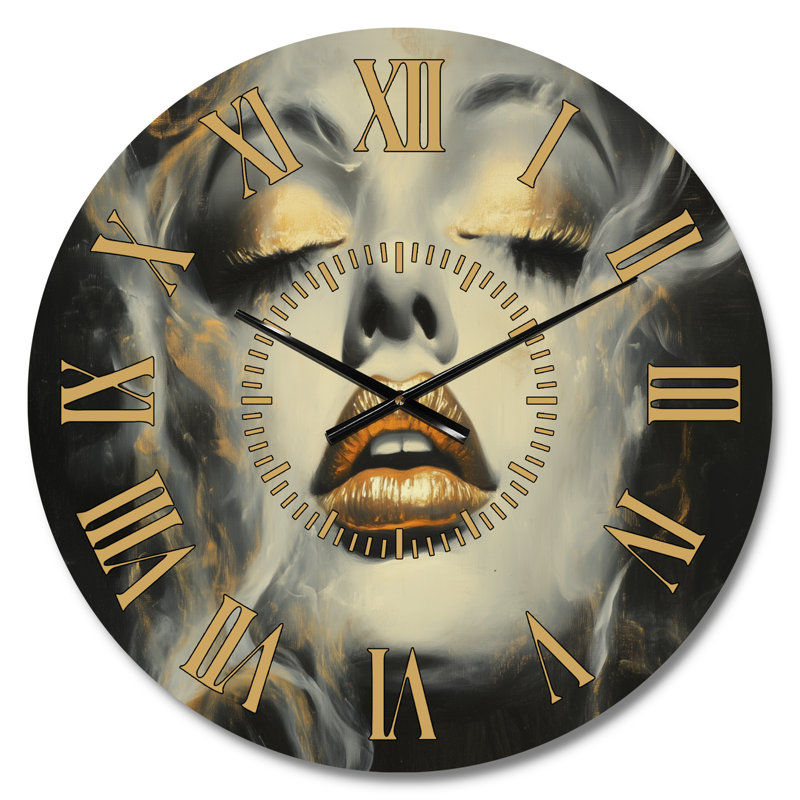 Horloge murale en métal noir glamour « Smoke and Golden Lips », Petit