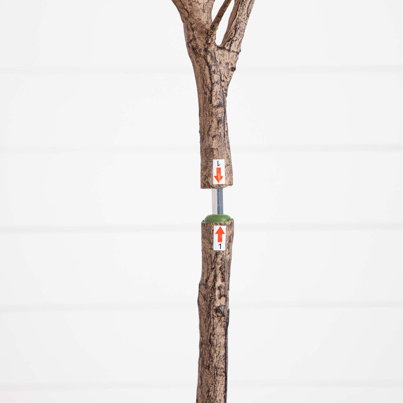Arbre d'automne, H 84 po x l 44 po x P 44 po
