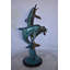 Statue de trois dauphins sautant sur l'océan en bronze 12 po x 12 po x H 25 po.