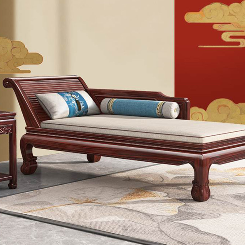Chaise sculptée en bois de rose, Face à la gauche