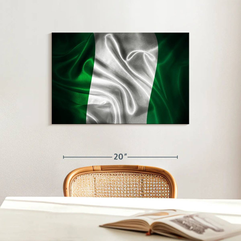 Vignette Nigeria Flag, 16" H x 24" W