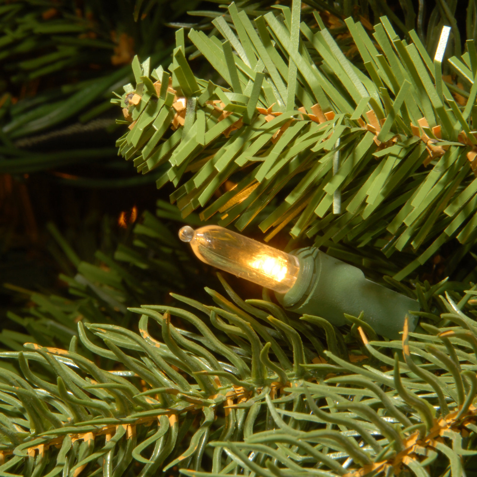 Jersey Pre-Lit Fir Tree, 7.5'