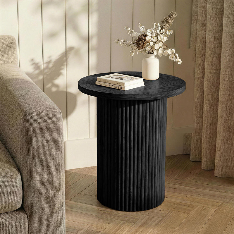 Table d'appoint cylindrique en bois massif de 22 po de hauteur avec base piédestal cannelée, Noir