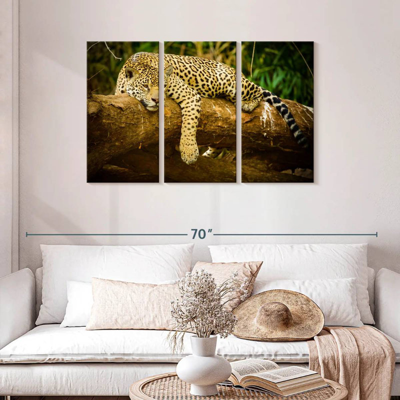 Brampt Pantanal Jaguar, 14" H x 23" W