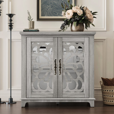 Buffet gris élégant avec portes miroir décoratives, motifs papillon, aspect bois 3D, montage facile, idéal pour la décoration de votre chambre ou comme buffet, étagère réglable, grande polyvalence, parfait pour une entrée.