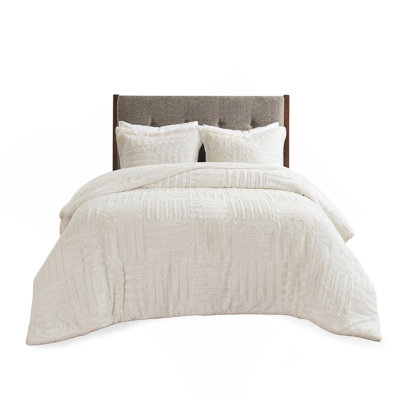 Full/Queen Arctic Faux Fur Down Alternative Comforter Set With Checkerboard Design, Soft And Hypoallergenic For Cozy Nights