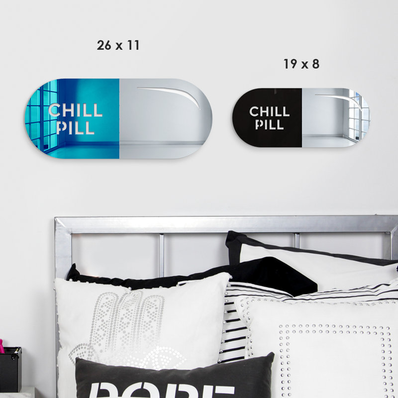 Décoration murale texte miroir brillant Chill Pill, Noir, 8 po x 19 po x 1 po