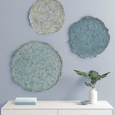 Décoration murale en métal texturé plume texturée - bleu 3, 20 po, 17,25 po, 14,25 po, décoration d'intérieur, bleu, 3 anneaux