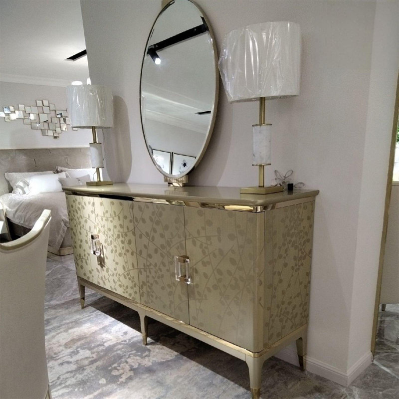 Armoire d'appoint American