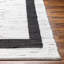 Tessica rayé tissé à plat à la main recyclé P.E.T. Tapis blanc / noir-874019021
