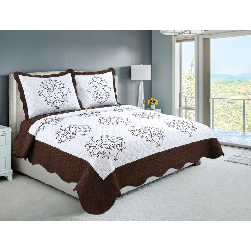 Ensemble de courtepointe brodée d'été 3 pièces Marina, Courtepointe pour lit grand + deux taies décorati, Brun