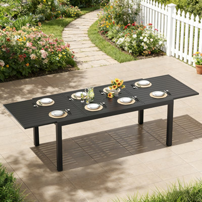 Table de salle à manger extensible d'extérieur, table de patio rectangulaire entièrement en aluminium avec verrous de sécurité et pieds réglables, L 106 po x l 35 po