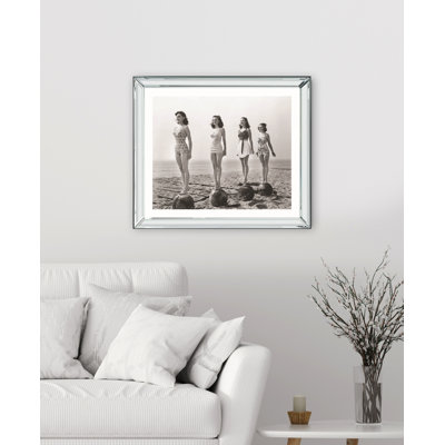 Vintage Women - Print on Wood