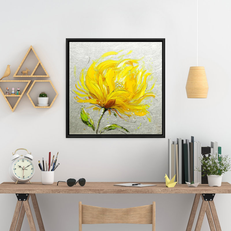 «Yellow Fluffy Flower»