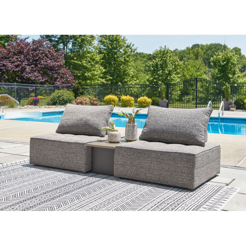 Canapé modulaire d'extérieur en acier 76 po Smithers