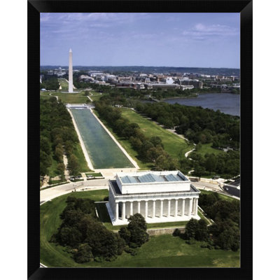 " National Mall Lincoln Memorial And Washington Monument Washington D.C. "