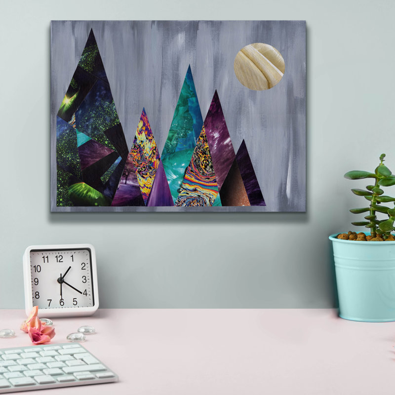 «Mountains» par Artpoptart, art mural sur toile, H 12 po x l 16 po x P 0,75 po