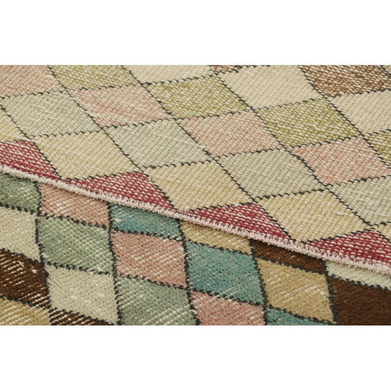 One-of-a-Kind 4'9”x7'10” Hand Knotted Area Rug