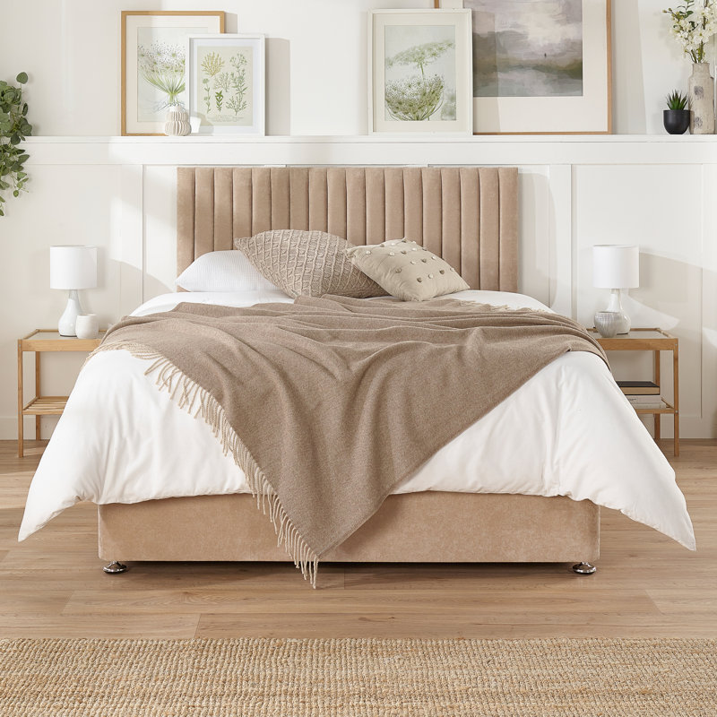 Nameeta Divan Bed Base, Small Double (4'), Sand, No Drawers