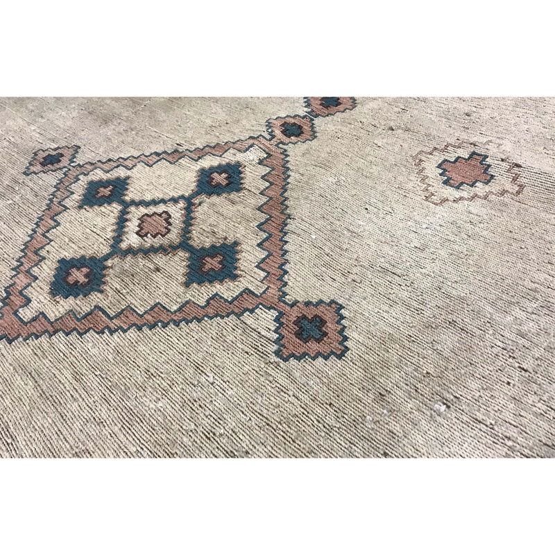 Hand-Knotted High-Quality Gray Area Rug