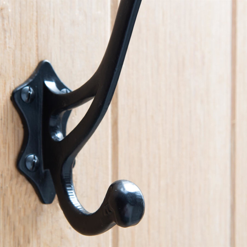 Leaf Backed Iron Wall Wall Hook