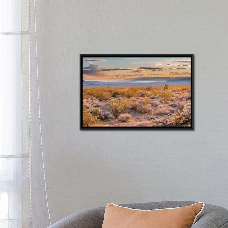« désert, lake mead, butte doré national, nevada », impression sur toile, H 18 po x l 26 po x P 1,5 po, Toile avec cadre noir
