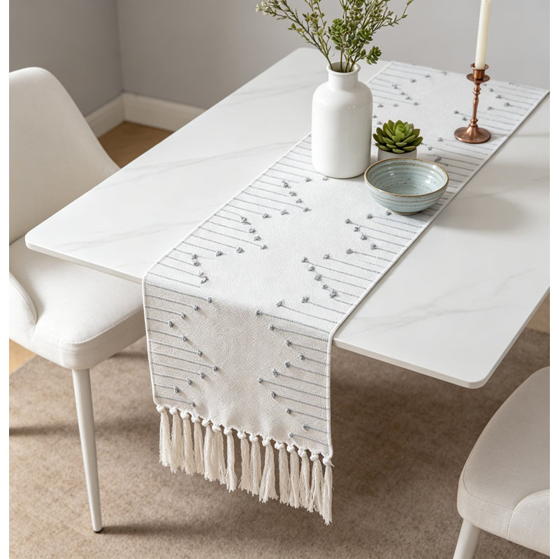 Chemin de table Boho, L 72 po x l 13 po, Gris