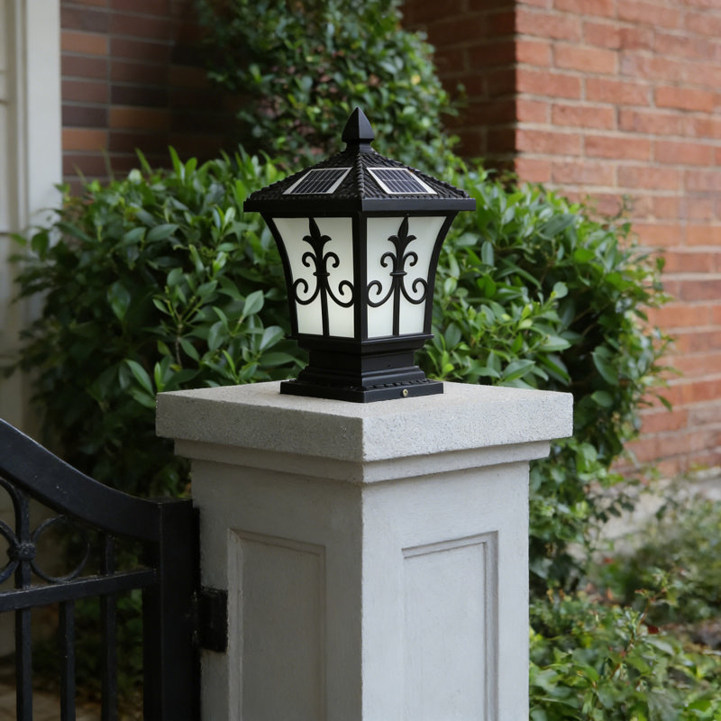 Vintage Solar Outdoor Post Light With Remote, 17.3" H Waterproof Lantern With 4 Color Modes, E26 Base (bulb not included)