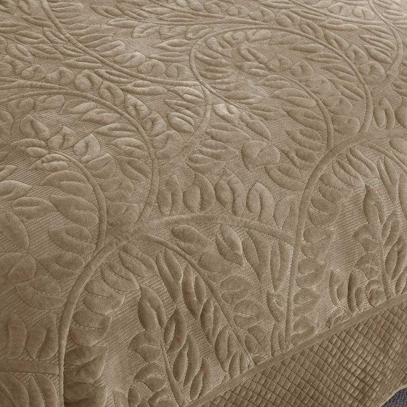 Camel King Size Velvet Quilt Set with Embroidered Leaf Design