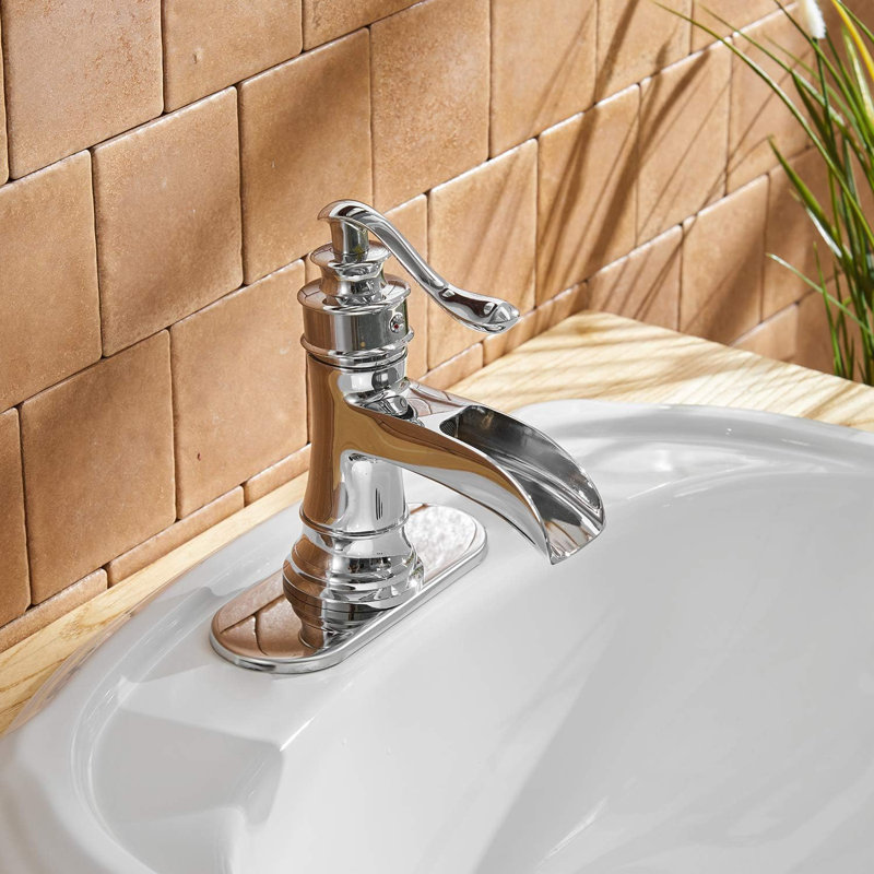 SoftStream Waterfall Chrome poli à un trou, poignée simple avec bonde et plaque de pont, Chrome poli