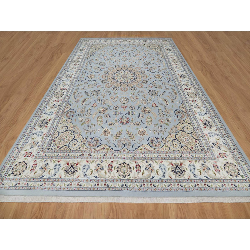 Tapis oriental bleu clair en laine et en soie 9 pi 9 po x 14 pi 3 po Nain