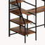 Lit mezzanine simple en métal avec des mesures et des sacs de rangement étendus-779419705