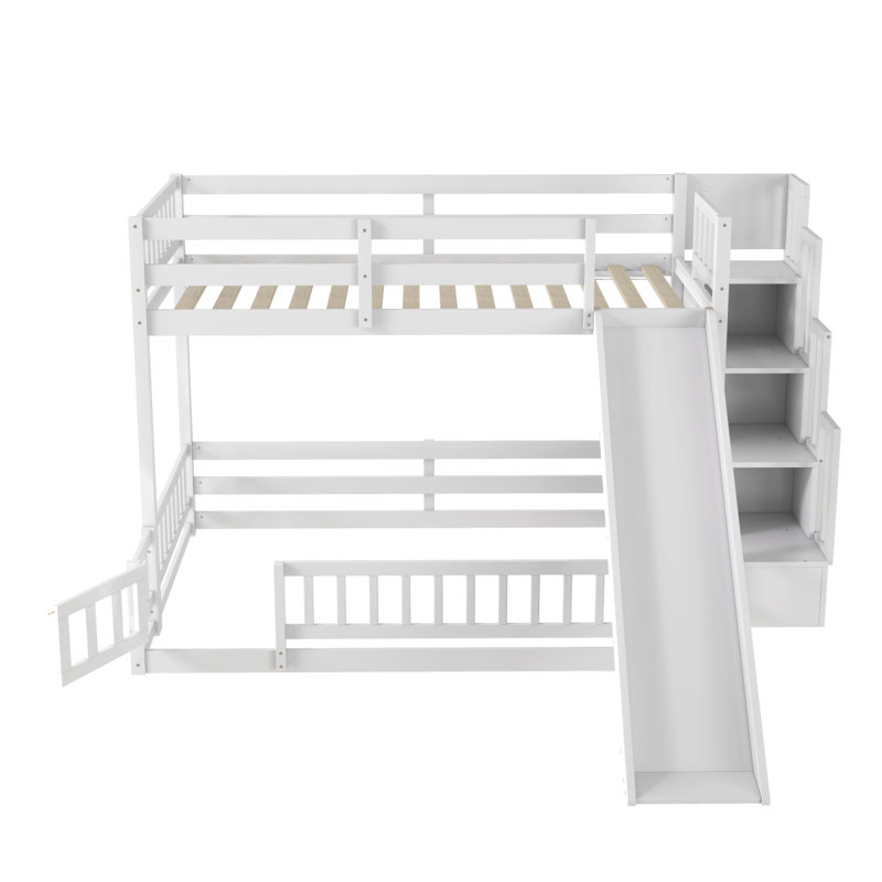 Lit simple superposé au dessus d'un lit double avec glissade, escalier de rangement, lit superposé en bois de pin massif avec garde-corps de sécurité, blanc (ancien numéro de référence: W504S00185)