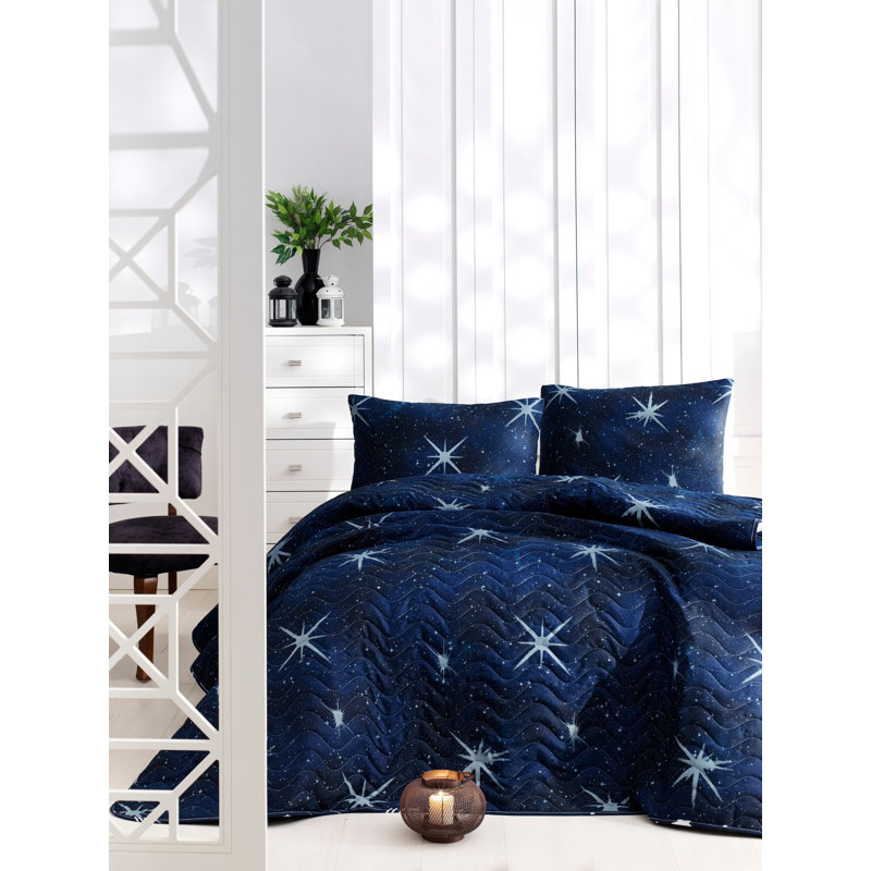 Ensemble de couvre-lit bleu foncé Erabelle, Couvre-lit 79 po x 98 po + 2 taies d'oreiller stan