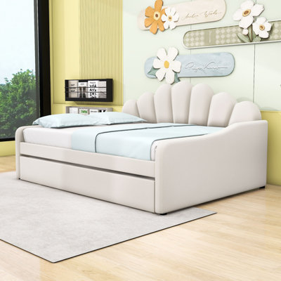 Full Velvet Upholstered Daybed with Trundle by Mercer41