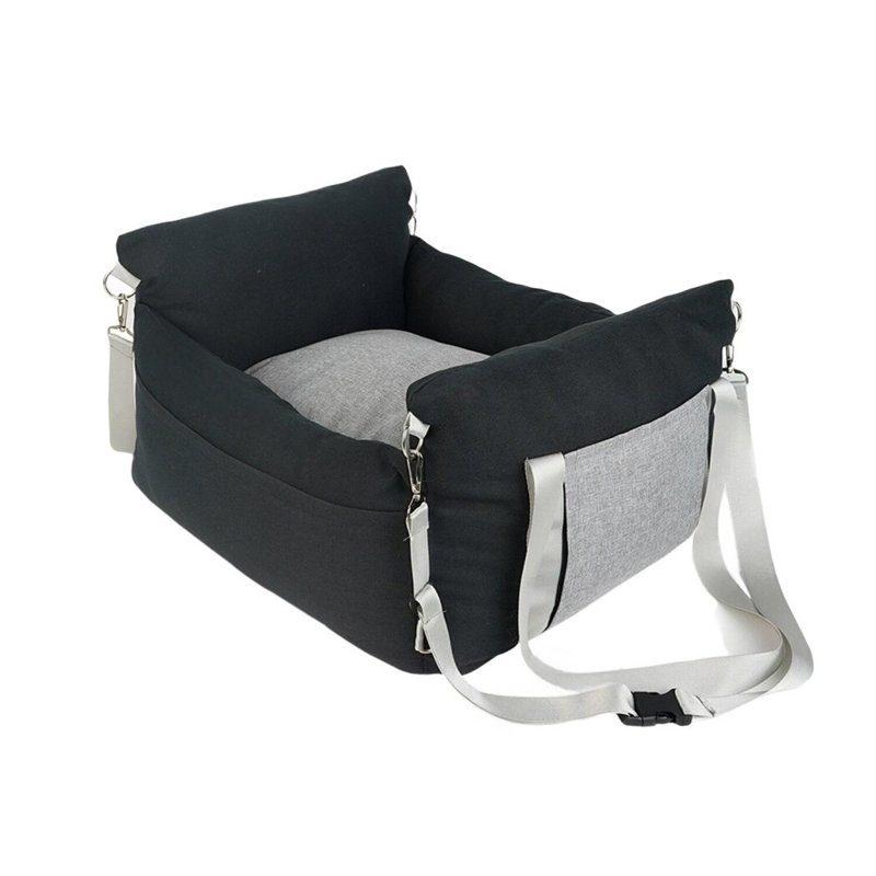 Petit siège d'auto pour chien