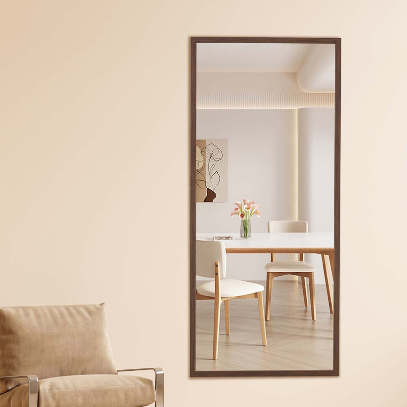 Miroir pleine grandeur en bois massif