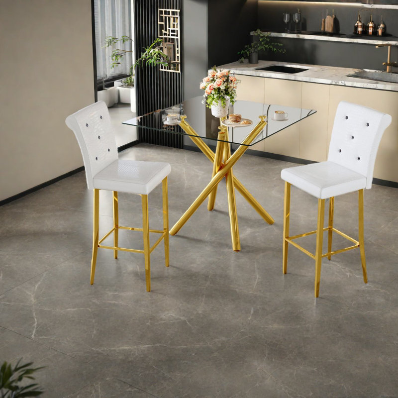 Ensemble de bar de luxe luxueux, table en verre avec métal doré, solution élégante pour petit espace