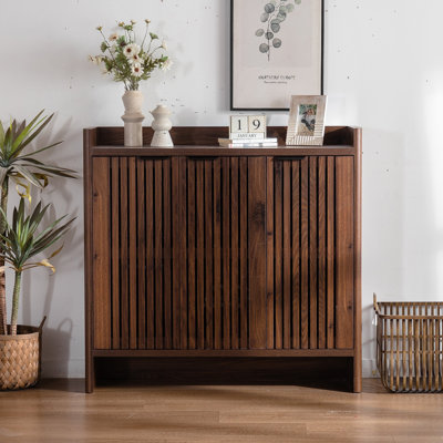 Range-chaussures à 5 niveaux avec portes à volets, grand range-chaussures en bois avec tablettes réglables, mobilier de rangement caché de style campagne moderne pour le vestibule, couleur noyer foncé pour le couloir