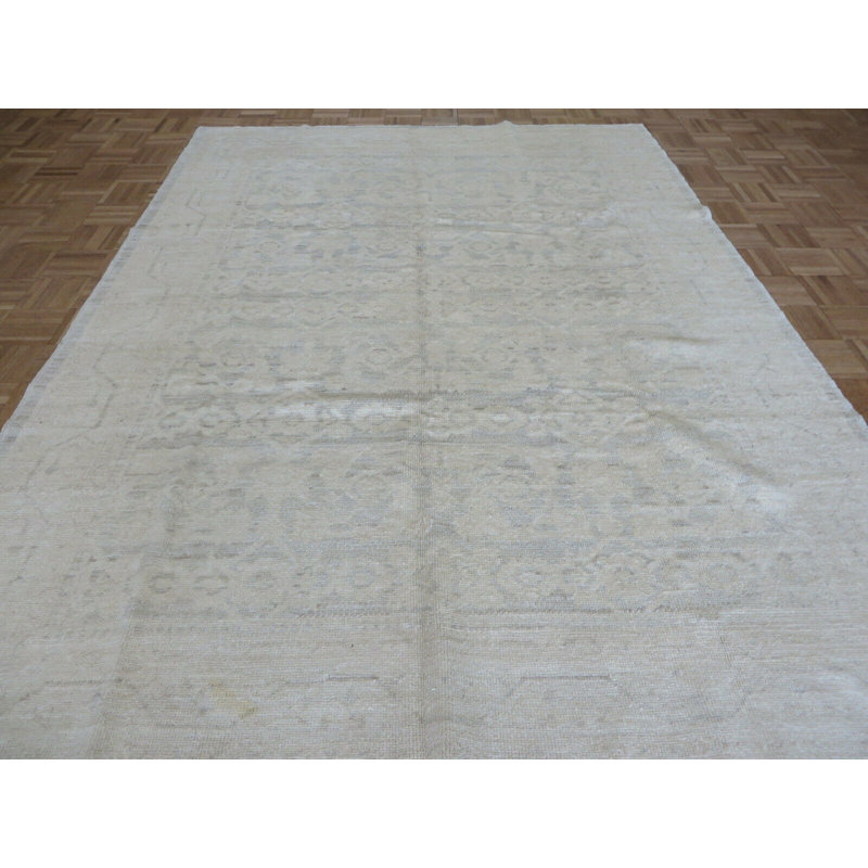 Tapis de surface en laine bleu doux 6 pi 1 po x 7 pi à main one-of-kind noué la Aslihan