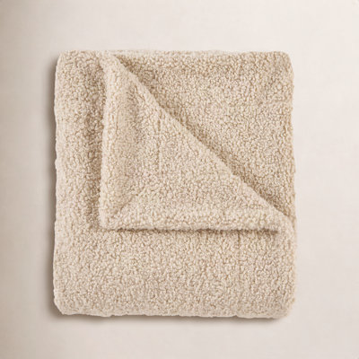 Teddy Boucle Throw Blanket
