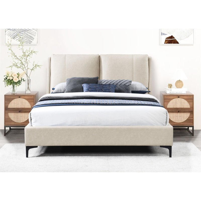 Lit plateforme tapissier très grand avec une tête de lit, entièrement confortable en tissu 100%