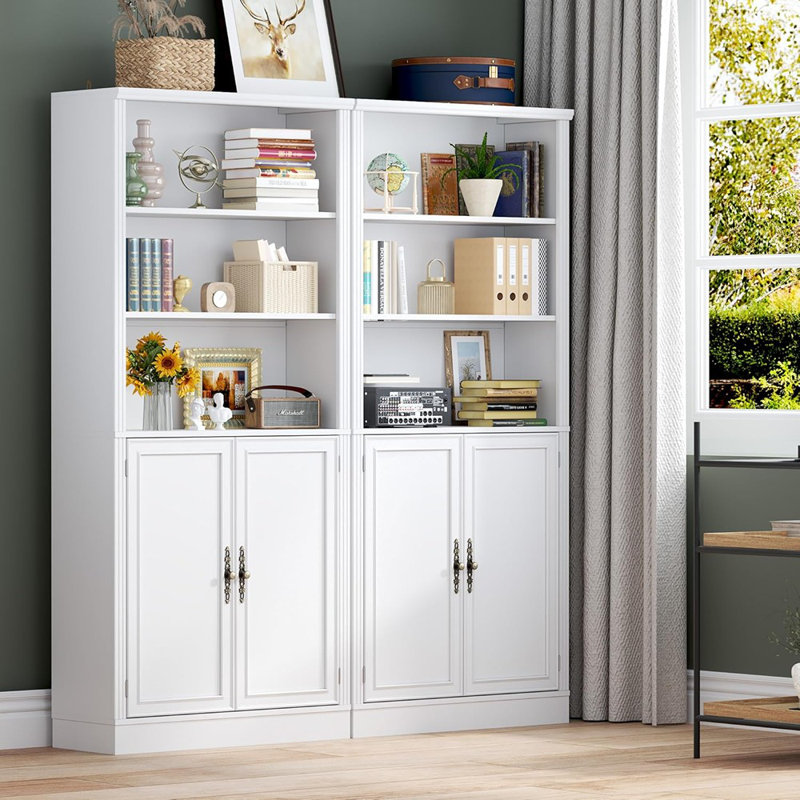 Haute bibliothèque à 5 niveaux avec armoire - 31,5 po de largeur | Bibliothèque sur pied avec portes et tablettes réglables | Poignées en métal | Rangement moderne pour la maison et le bureau